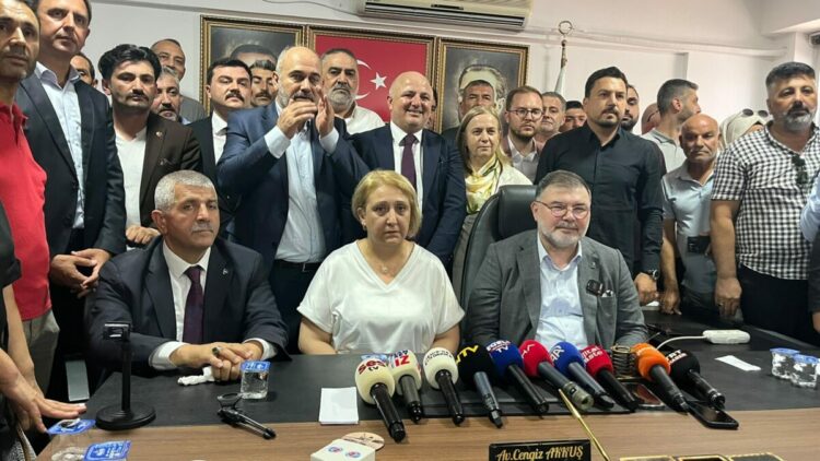 Menderes Belediyesi Başkan Vekili, Cumhur İttifakı adayı Asuman Şen oldu