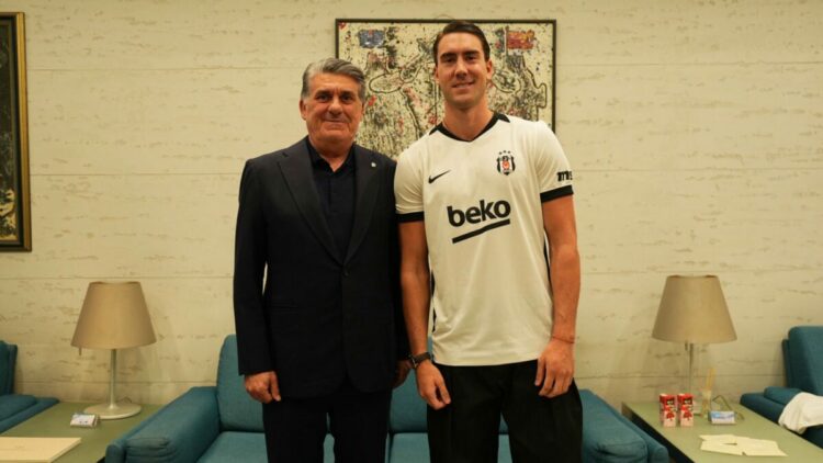Serdal Adalı: Vlahovic'in lisansı için İtalya Futbol Federasyonu'ndan izin bekleniyor