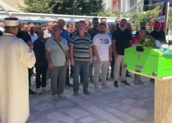 Aydın'da kazada ölen Okan, son yolculuğuna uğurlandı