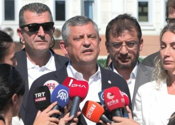 Özgür Özel, Silivri'de konuştu