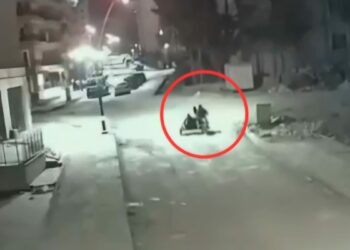 Motosikletli hırsızlar kamerada; 2 tutuklama