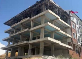 Asansör boşluğuna düşen işçi yaralandı