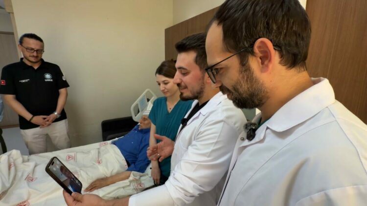 Siirt Eğitim ve Araştırma Hastanesi'nde ilk bypass ameliyatları başarıyla gerçekleştirildi