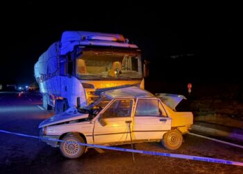Kastamonu'da TIR ile otomobil çarpıştı: 2 ölü