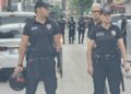 Alparslan Kuytul'un evinde polis arama yapıyor