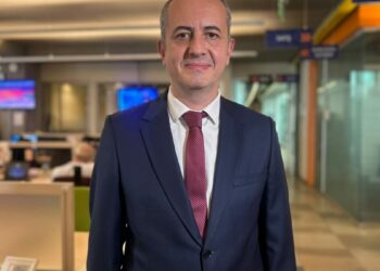 Uydu geçişinde yükü çağrı merkezleri taşıdı