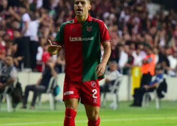 Karşıyaka'da Harun 2 milyon TL'ye gitti