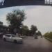 Yarışan iki otomobilin çarpıştığı kaza kamerada