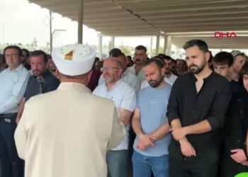 Uçuruma devrilen minibüste hayatını kaybedenler, son yolculuğuna uğurlandı