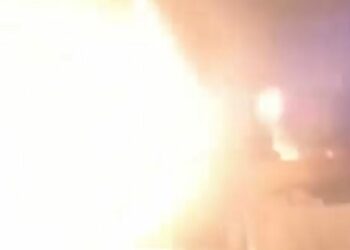 Hatay'da 6 kişinin etkilendiği yangındaki patlamalar kamerada