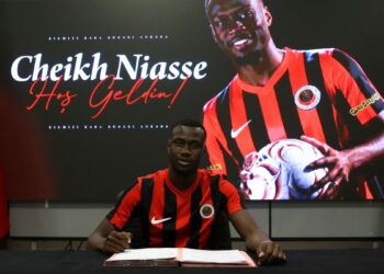 Gençlerbirliği, Cheikh Niasse ile anlaştı