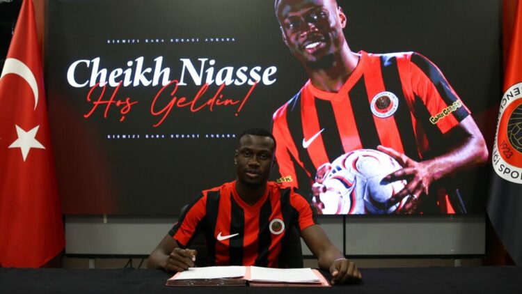 Gençlerbirliği, Cheikh Niasse ile anlaştı