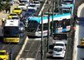 Beyoğlu'nda tramvay raydan çıktı