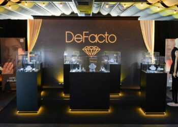 DeFacto, pırlanta koleksiyonunu tanıttı
