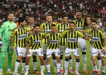Fenerbahçe, Konyaspor karşısında ligdeki ilk galibiyetini arayacak