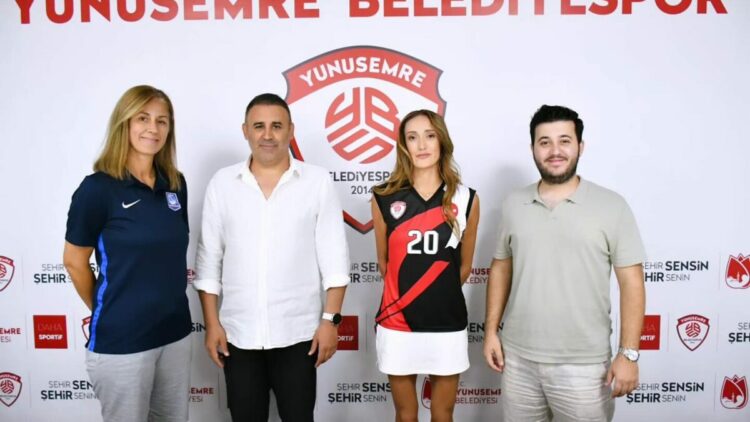 Yunusemre Belediyespor'a işitme engelli milli smaçör