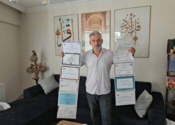 16 yıl kaldığı cezaevinde liseden mezun olup, 3 üniversite bitirdi