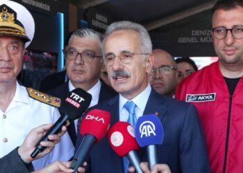 Bakan Uraloğlu: Türk Donanması'nın Mavi Vatan'daki caydırıcılığı bütün dünyada büyük yankı uyandırıyor