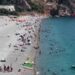 Antalya’da termometreler 40 dereceyi gösterdi, kent merkezi boş kaldı