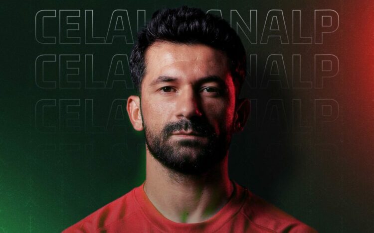 Amed Sportif Faaliyetler'de Celal Hanalp, bedelsiz Vanspor’a transfer oldu