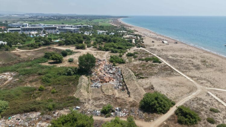 Sahili kazıp çöplük yapan 5 yıldızlı otele 1 milyon 678 bin TL ceza
