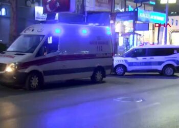 Koku ihbarı üzerine girilen evde ölü bulundu