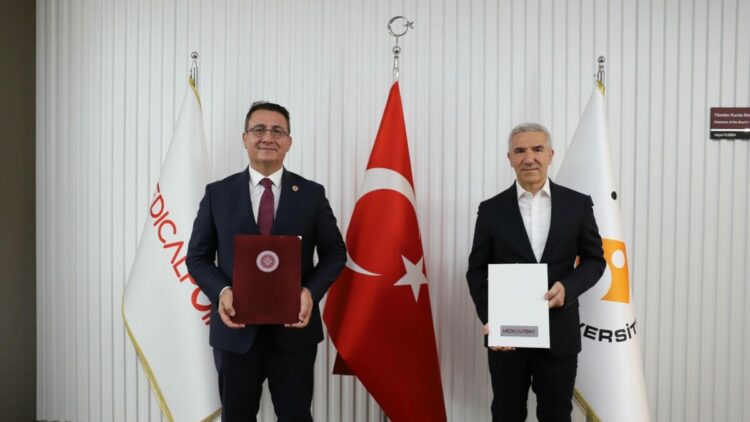 İEÜ ve İYTE’den sağlık ve teknoloji alanında iş birliği