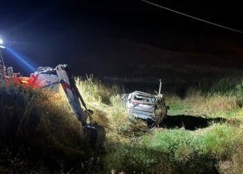 Otomobille TIR, kafa kafaya çarpıştı: 2 ölü, 1 yaralı