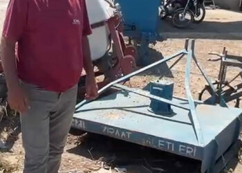 İş yerine giren otomobil çekiciyle götürüldü, dükkan sahibi sabah fark etti