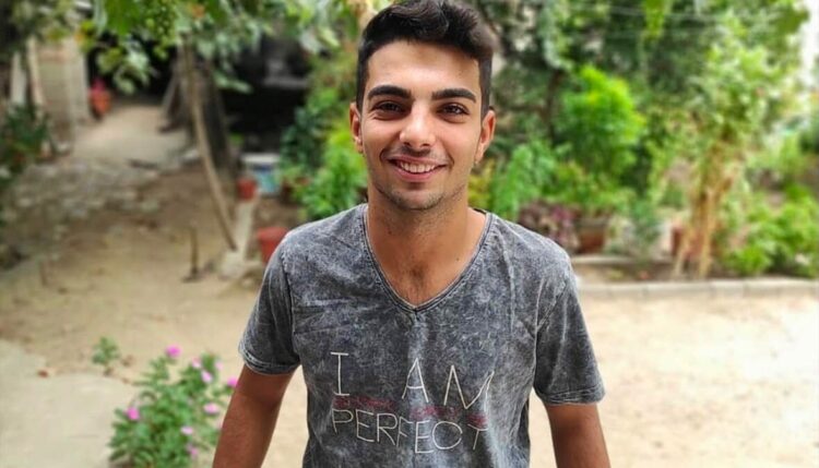 Aydın’da bariyerlere çarpan minibüs tarlaya devrildi: 1 ölü, 2 yaralı