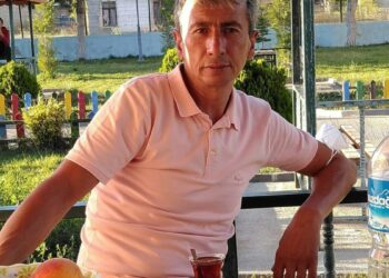 Tartıştığı babasını bıçaklayarak öldürdü