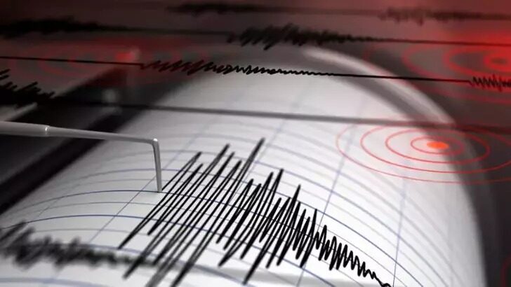 Japonya'da 5.9 büyüklüğünde deprem: 37 yaralı