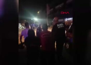 Diyarbakır’da plazada çıkan yangın kontrol altında; 5 kişi dumandan etkilendi