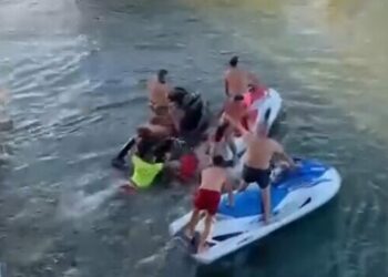 Jet ski, köprünün ayağına çarptı: 1 ölü, 1 yaralı