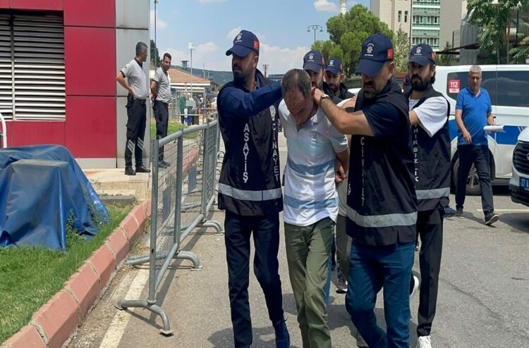 Milletvekilini bıçaklayan Keleş, Yeni Parti'den ihraç edildi