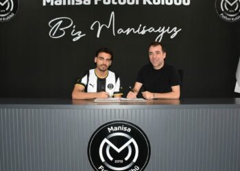 Manisa FK'ya genç takviye