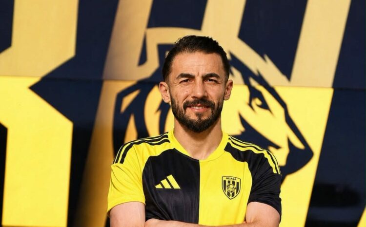 Aliağa FK'da Hamza imzayı attı