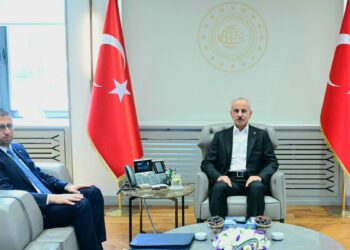 Bakan Uraloğlu, ASELSAN Genel Müdürü Akyol'u kabul etti