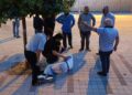 Hastane yakınındaki kazada yaralanan sürücüye, doktor duvardan atlayarak müdahale etti