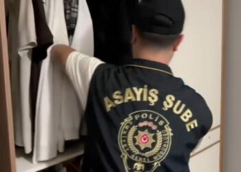 İstanbul'da masaj salonlarına fuhuş operasyonu: 6 gözaltı