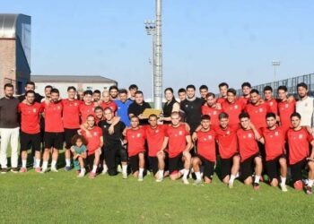 Yasemin Adar'dan Balıkesirspor'a ziyaret