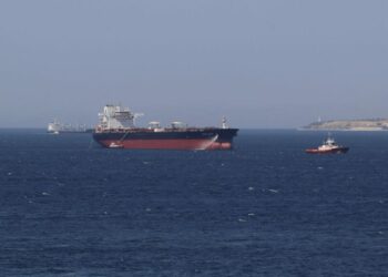 Çanakkale'de tanker arızası