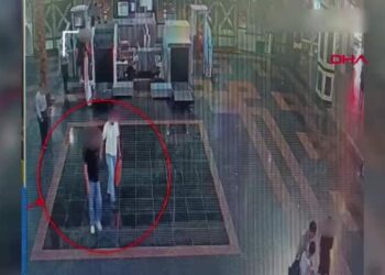 Kendilerini ‘başkomiser’ olarak tanıtıp 13,5 milyon lira dolandıran 3 şüpheli tutuklandı