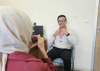 Kayıt alan gözlüğe yazılım geliştirdi, depresyon ve psikiyatrik hastalıkların tanısında kullanılacak