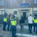 Kendilerini polis olarak tanıtıp dolandırıcılık yapan 3 şüpheli yakalandı