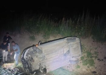 Manisa’da uyuşturucu şüphelileri polisten kaçarken kaza yaptı: 3 yaralı