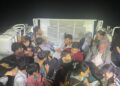 Çanakkale'de 37 kaçak göçmen ile 2 organizatör şüphelisi yakalandı