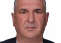 Eski muhtar, komşusu tarafından öldürüldü