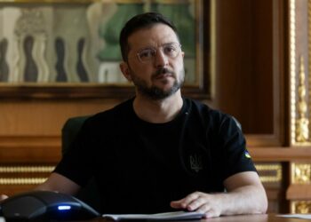 Zelenskiy: Rusya'daki 16 hedef vuruldu