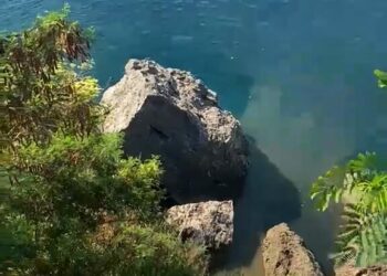 Falezlerden denize atık su akmasına soruşturma